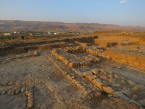 Clay tablet found on Site C © French archaeological mission in Piramagrun